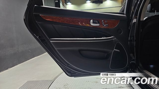 Hyundai Equus 2012 — photo 15