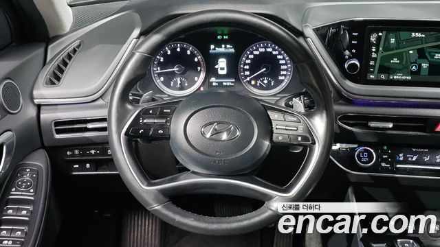 Hyundai Sonata 2022 — photo 17