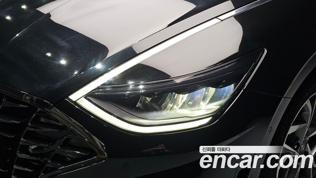 Hyundai Sonata 2022 — photo 8
