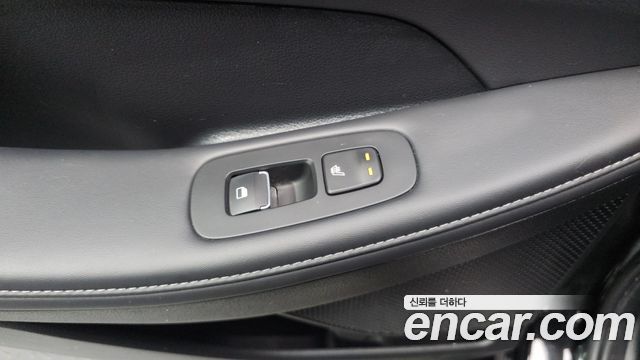 Hyundai Sonata 2022 — photo 32