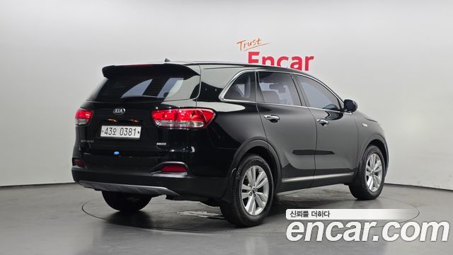 Kia Sorento 2016 — photo 2
