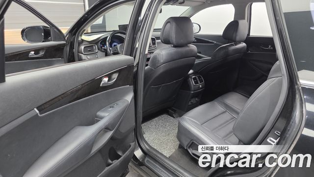Kia Sorento 2016 — photo 11