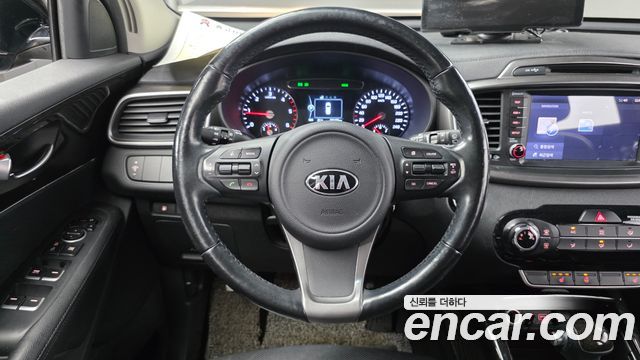 Kia Sorento 2016 — photo 12