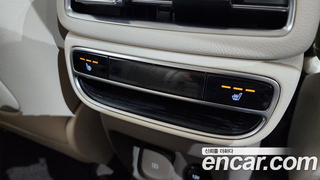 Genesis GV80 2023 — photo 25