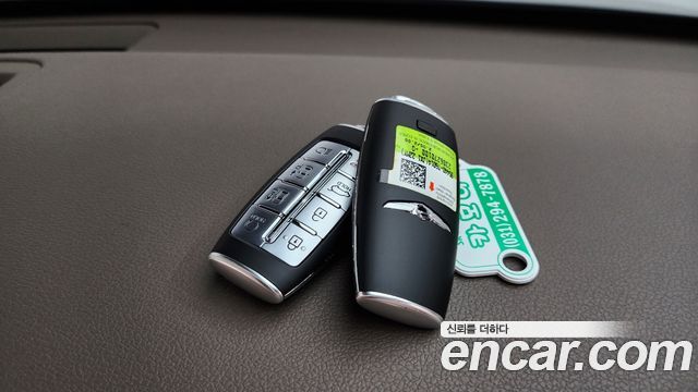 Genesis GV80 2023 — photo 28