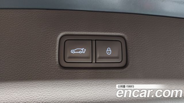 Genesis GV80 2023 — photo 33