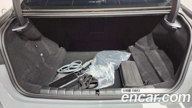 BMW 7-Series 2025 — photo 26
