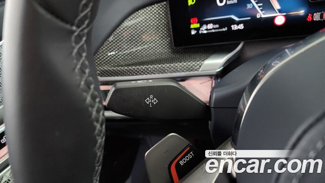 BMW 7-Series 2025 — photo 37