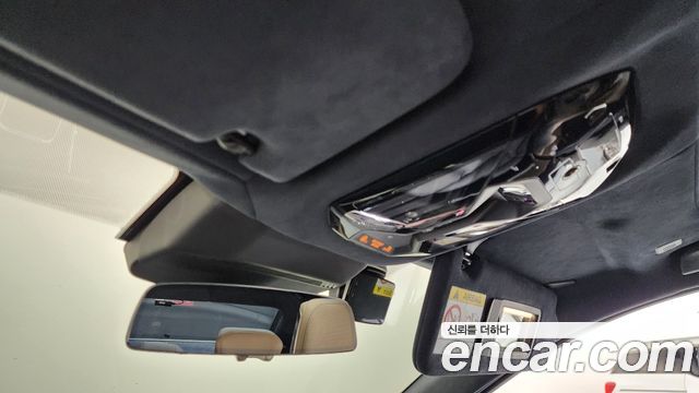 BMW 7-Series 2025 — photo 38