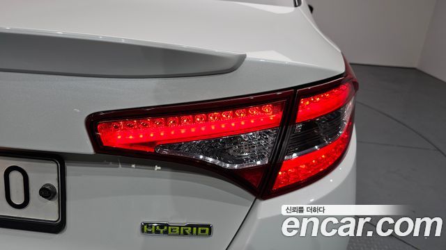 Kia K5 2013 — photo 9