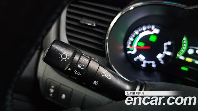 Kia K5 2013 — photo 28