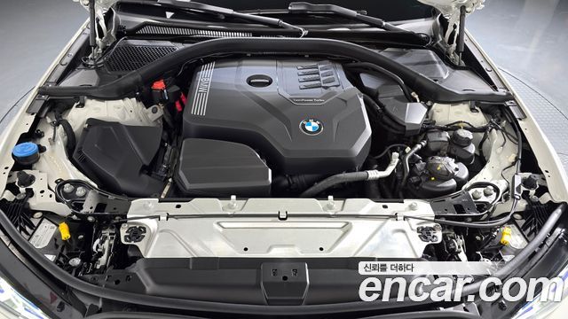 BMW 3-Series 2023 — photo 6