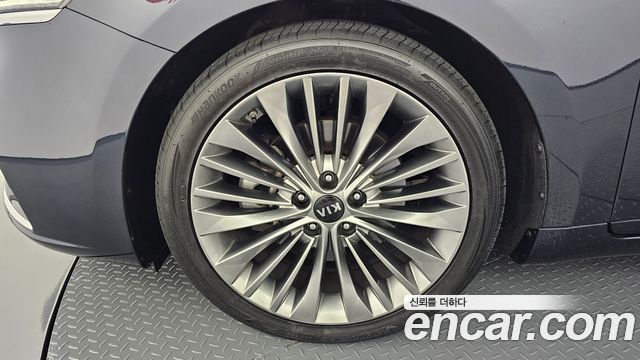 Kia K7 2019 — photo 5