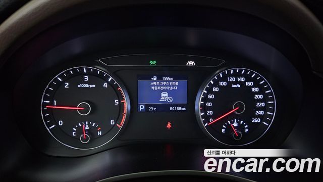 Kia K7 2019 — photo 11