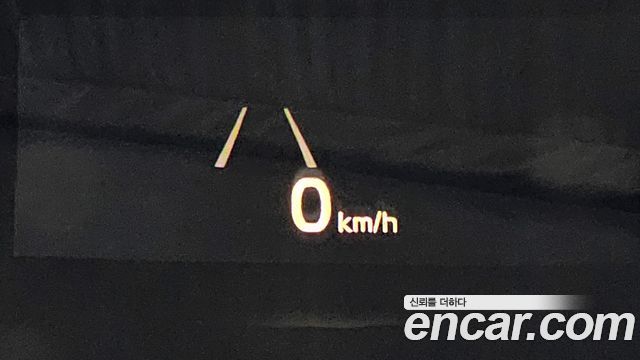 Kia K7 2019 — photo 25