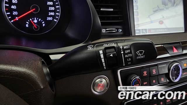 Kia K7 2019 — photo 26