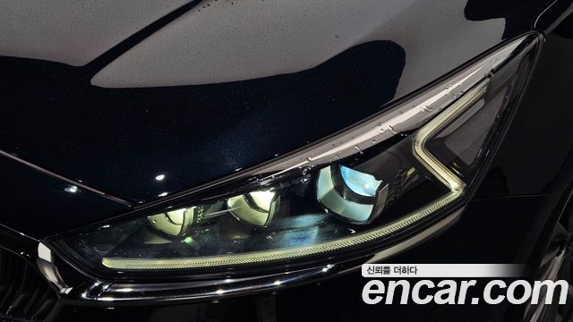 Kia K7 2019 — photo 8