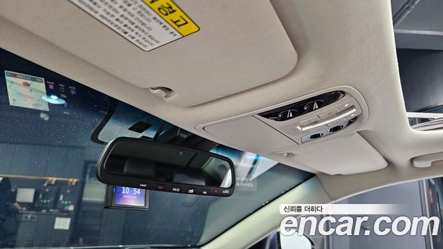 Kia K7 2019 — photo 31