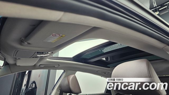 Kia K7 2019 — photo 32