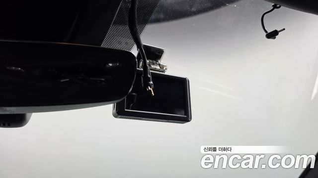 Audi Q8 2020 — photo 27