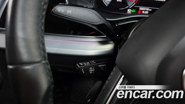 Audi Q8 2020 — photo 28