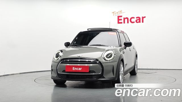 Mini Cooper 2022 — photo 3
