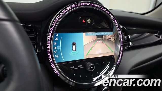 Mini Cooper 2022 — photo 21