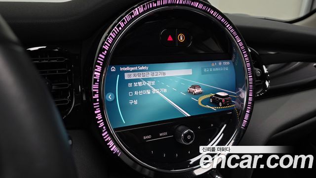 Mini Cooper 2022 — photo 22