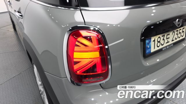 Mini Cooper 2022 — photo 9