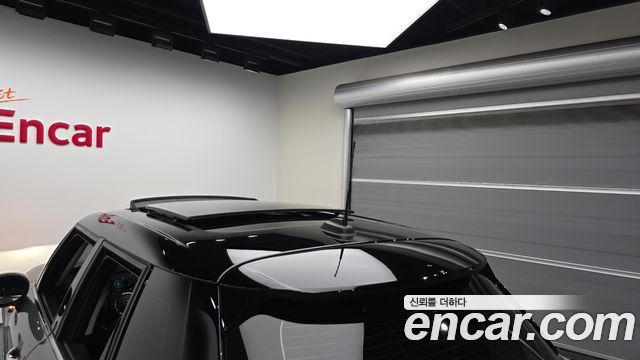 Mini Cooper 2022 — photo 37