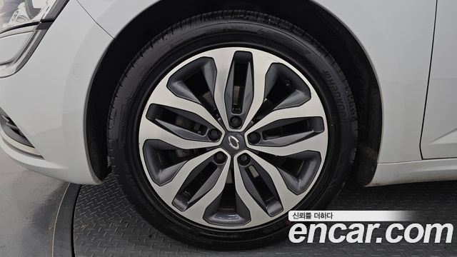 Renault Korea SM6 2017 — photo 5