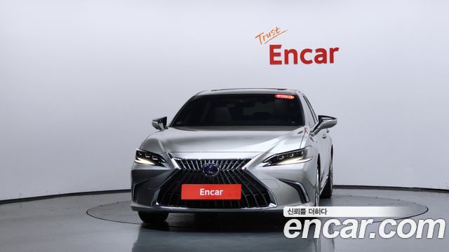 Lexus ES 2022 — photo 3