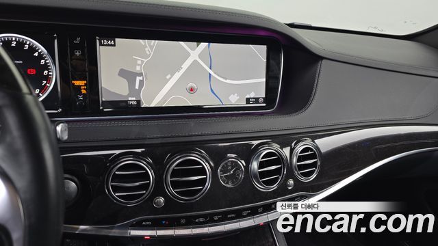 Mercedes-Benz S-Class 2016 — photo 12