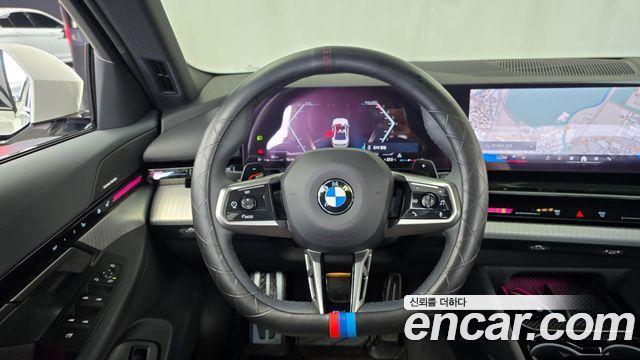 BMW 5-Series 2024 — photo 13