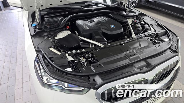 BMW 5-Series 2024 — photo 20