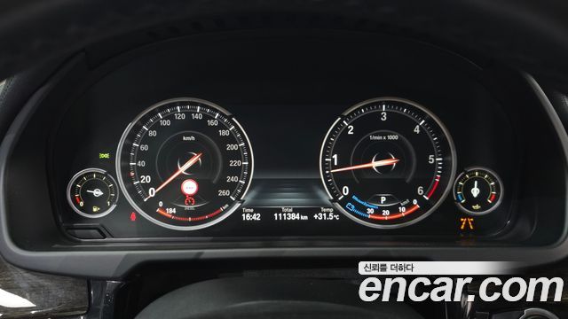 BMW X6 2016 — photo 11