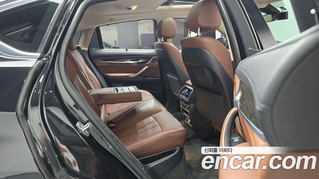 BMW X6 2016 — photo 17
