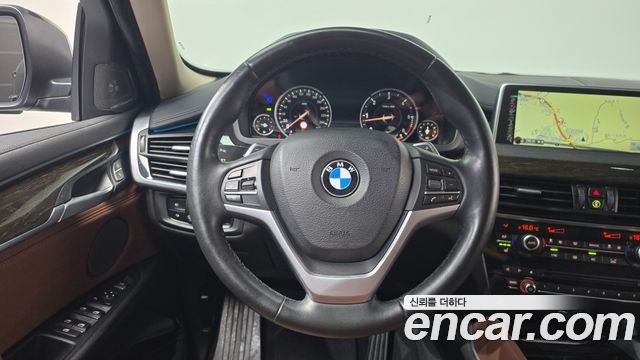 BMW X6 2016 — photo 18