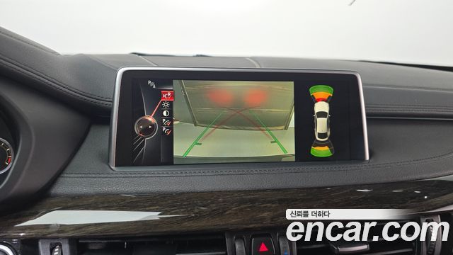 BMW X6 2016 — photo 20