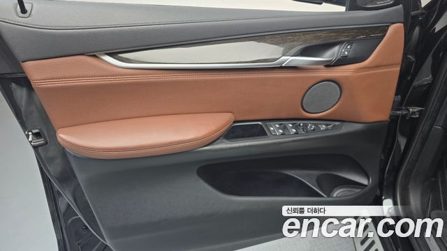 BMW X6 2016 — photo 14