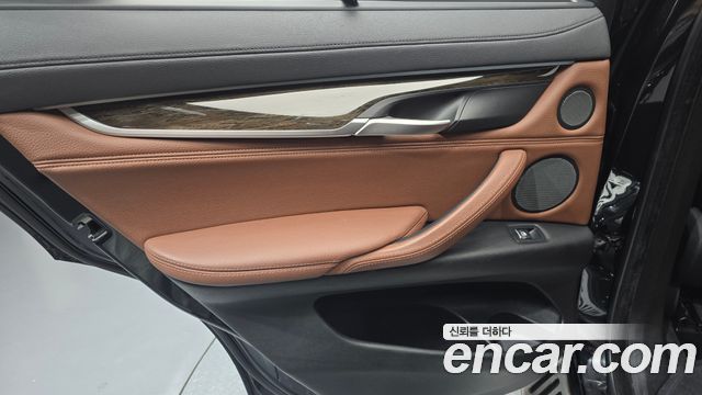 BMW X6 2016 — photo 15