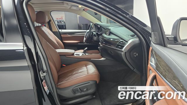 BMW X6 2016 — photo 16