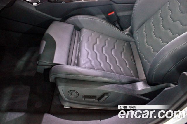 Audi A6 e-Tron 2025 — photo 14