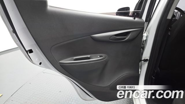 Chevrolet Korea Spark 2017 — photo 15