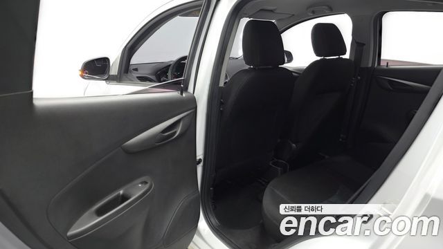 Chevrolet Korea Spark 2017 — photo 16