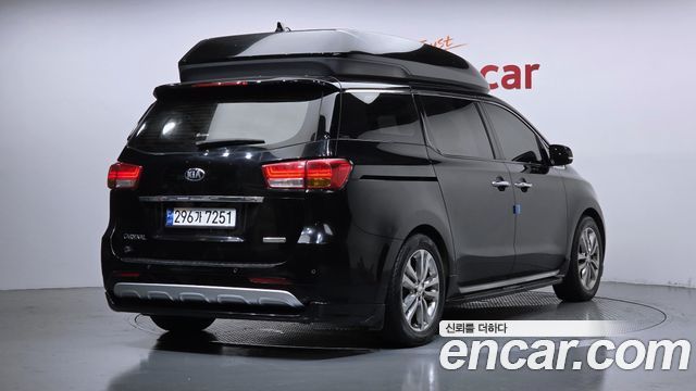 Kia Canival 2016 — photo 2