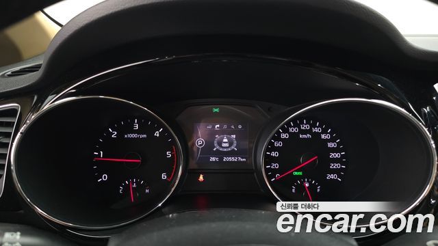 Kia Canival 2016 — photo 8