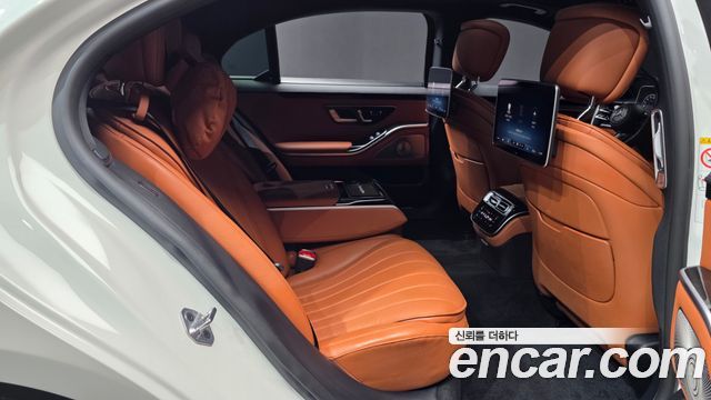 Mercedes-Benz S-Class 2022 — photo 18