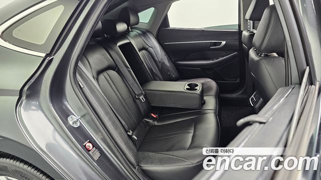 Hyundai Sonata 2020 — photo 11
