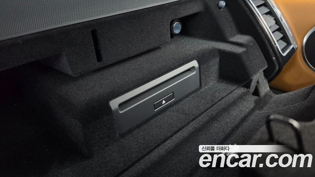 Land Rover Range Rover Sport 2019 — photo 18